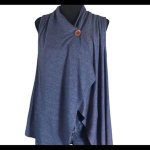 #206  NORDSTROM BOBEAU Sleeveless Loose Fit Top